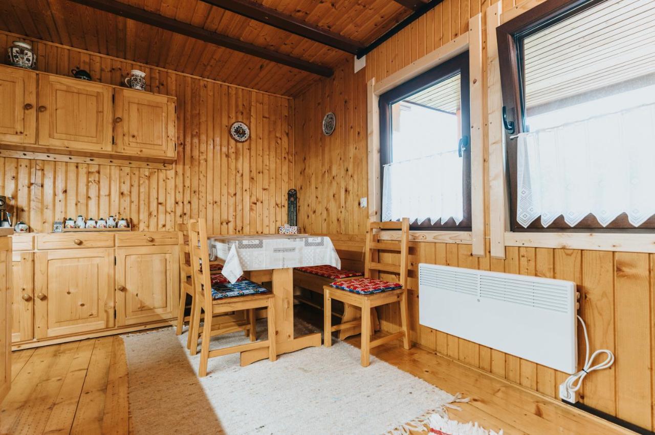 Sugopatak Kulcsoshaz Villa Izvoare  Exteriör bild